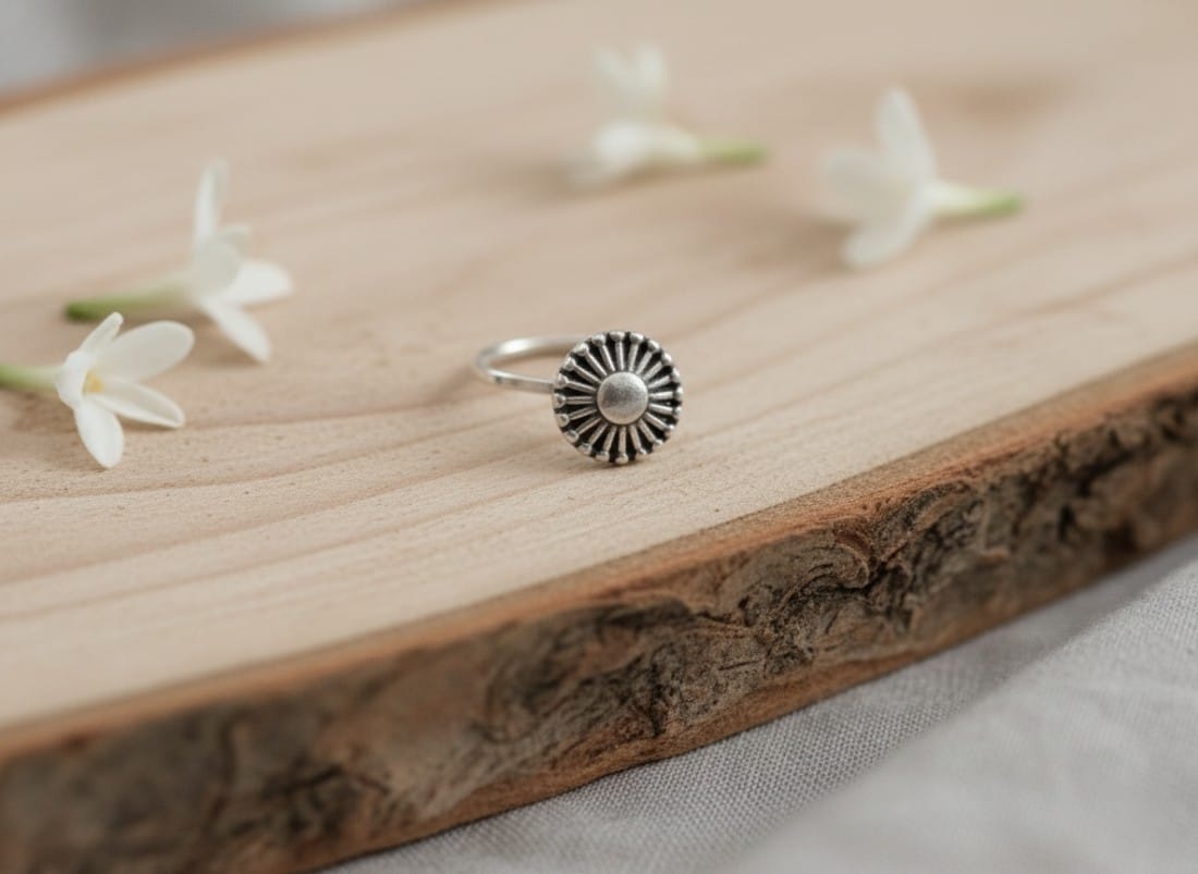 Sunburst Nose Stud